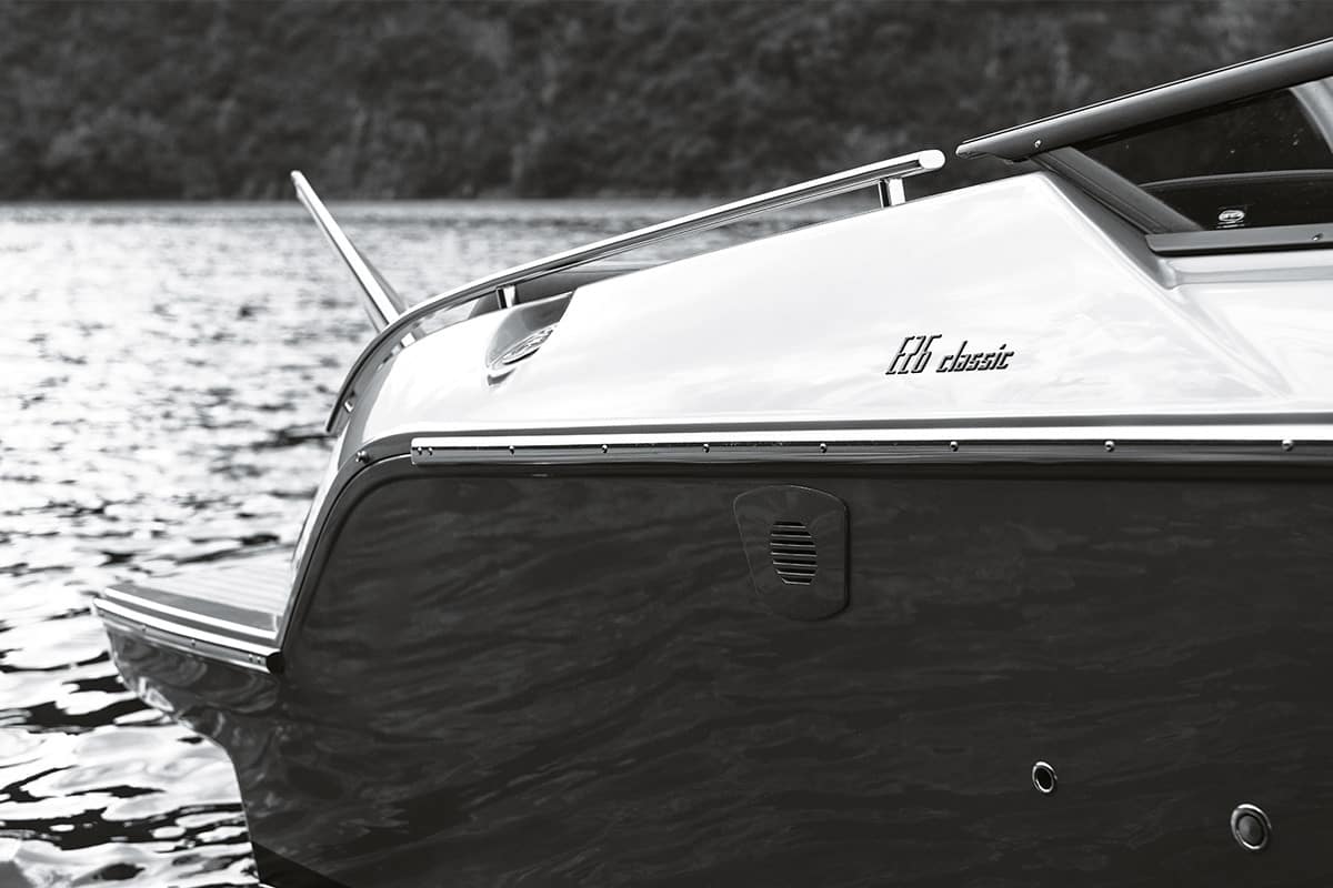 images/7_e26classic_grey-red_20180905-9572.jpg
